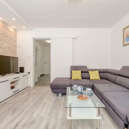Apartamento Kate Omiš Exterior foto