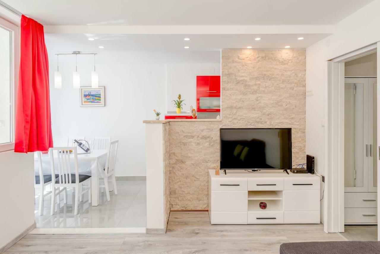 Apartamento Kate Omiš Exterior foto