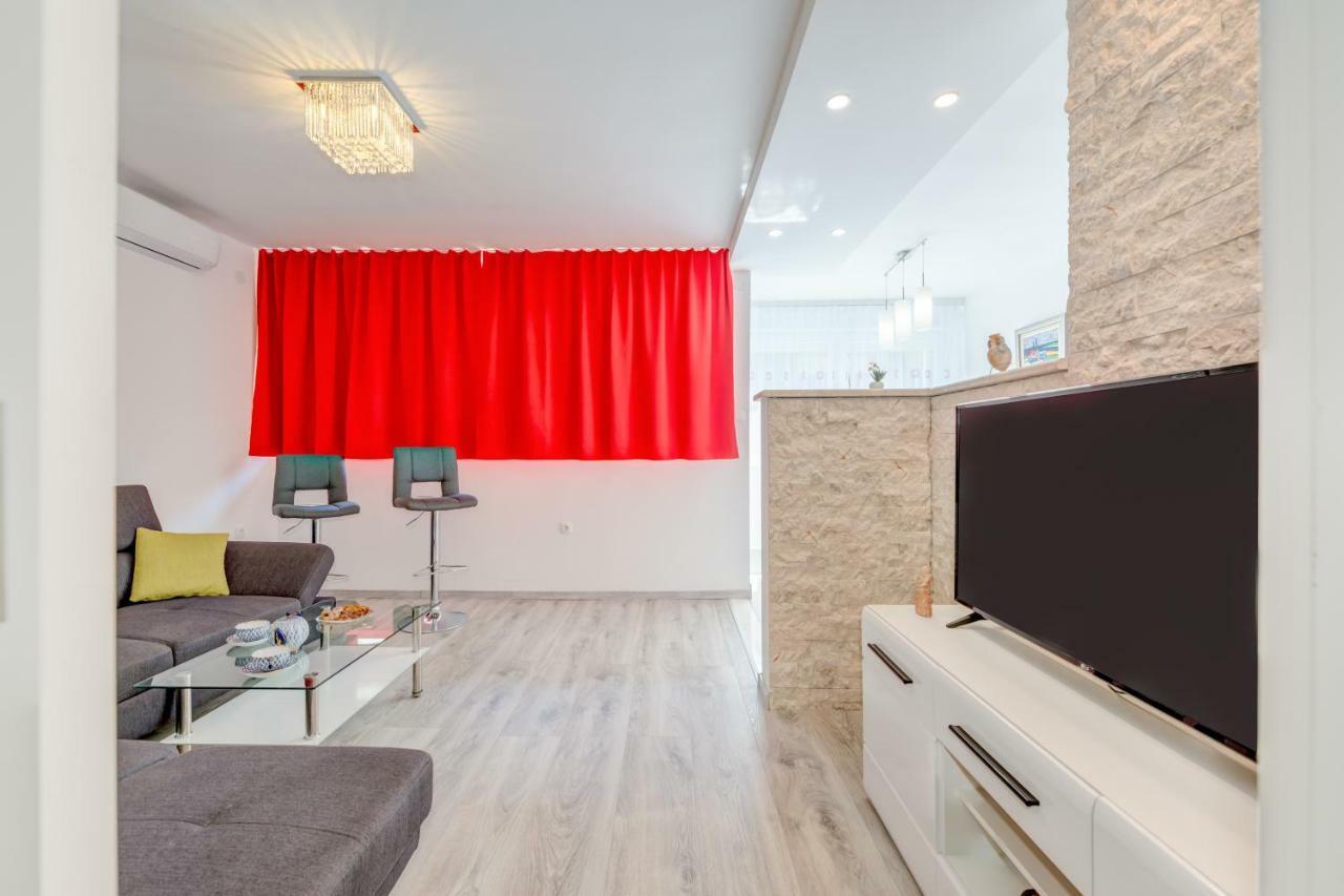Apartamento Kate Omiš Exterior foto