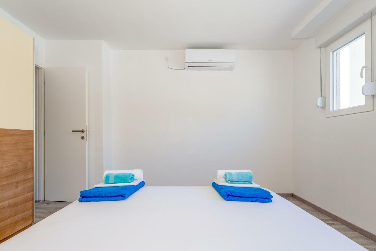 Apartamento Kate Omiš Exterior foto